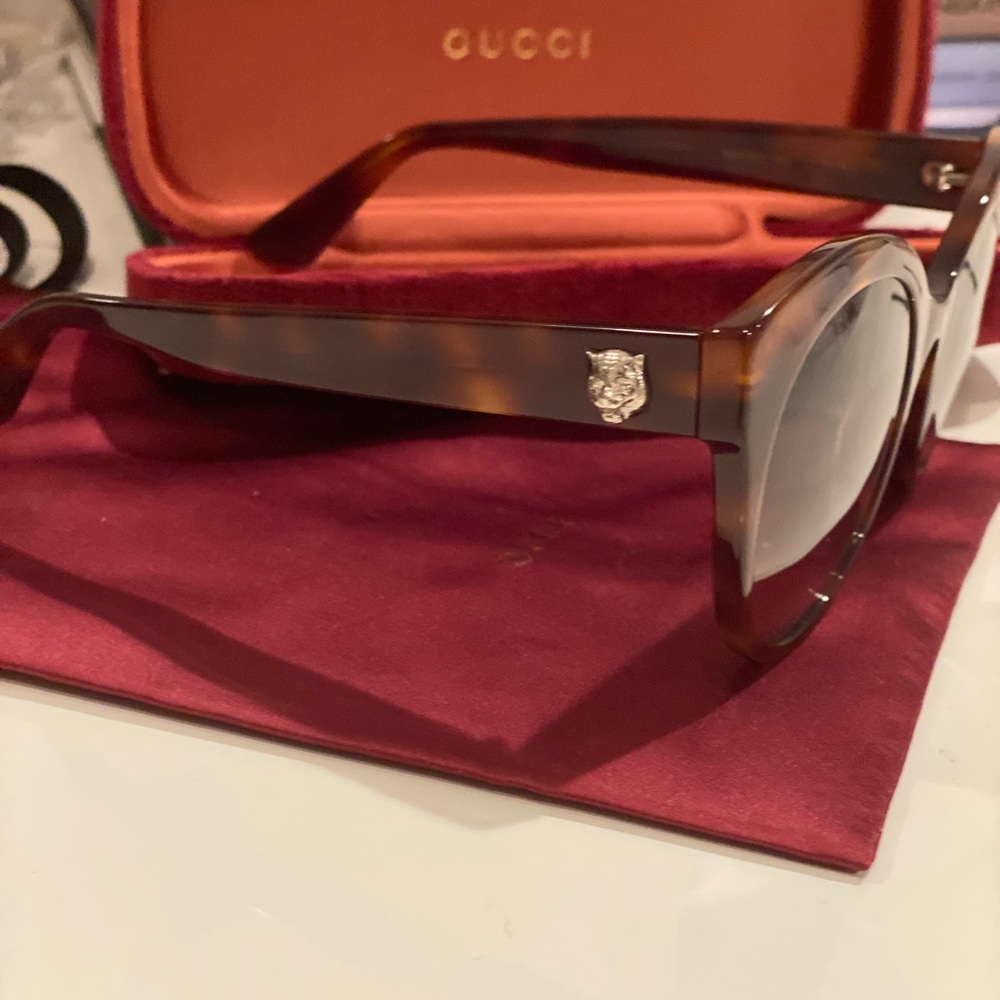 Gucci sunglasses